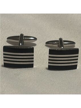French cuff CUFFLINKS Black and Silver toned metal Cufflinks used one time